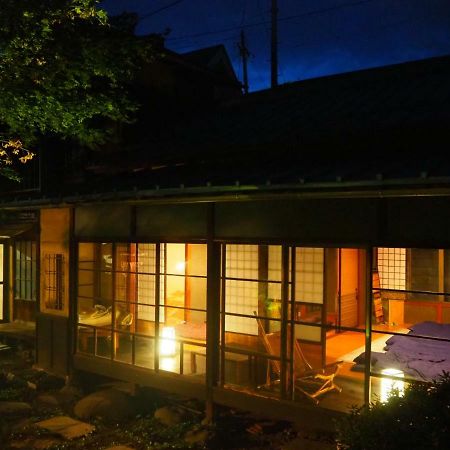 飲んで泊まれる古民家 -浮木-Fumoku Hotel Chino Bagian luar foto