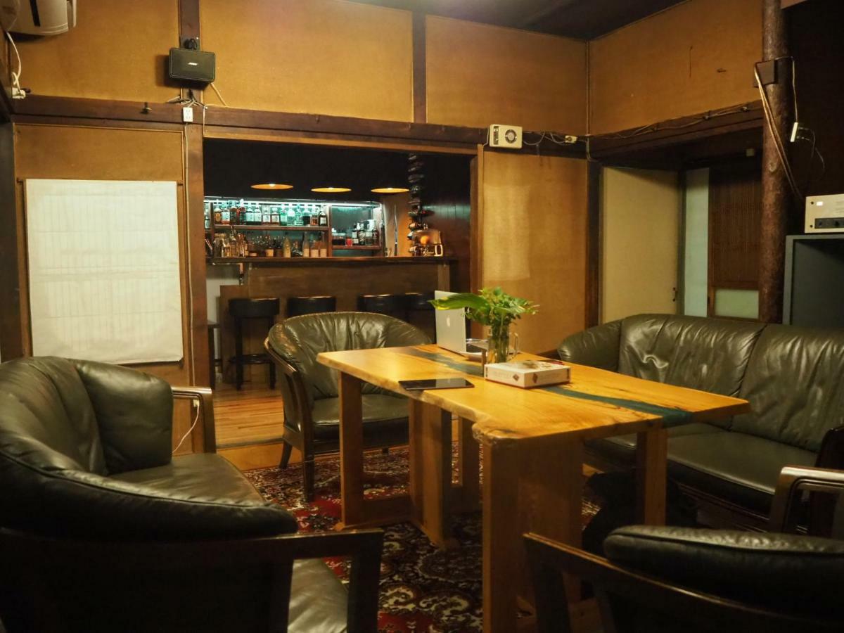 飲んで泊まれる古民家 -浮木-Fumoku Hotel Chino Bagian luar foto