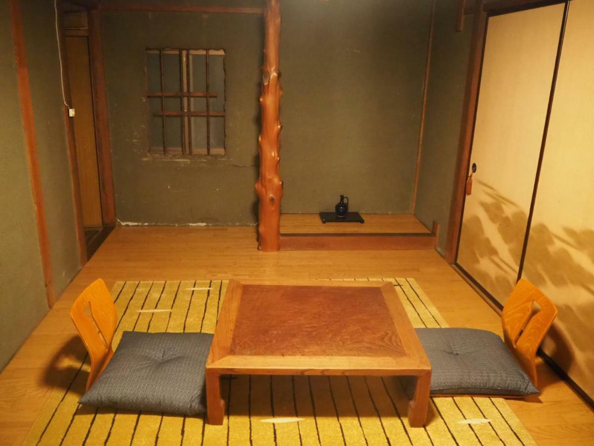 飲んで泊まれる古民家 -浮木-Fumoku Hotel Chino Bagian luar foto